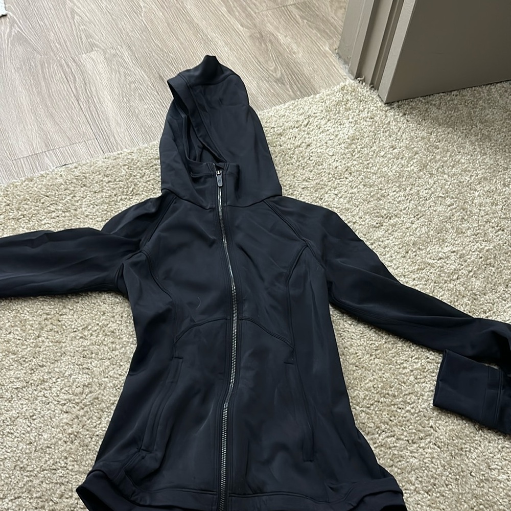 Black lululemon jacket